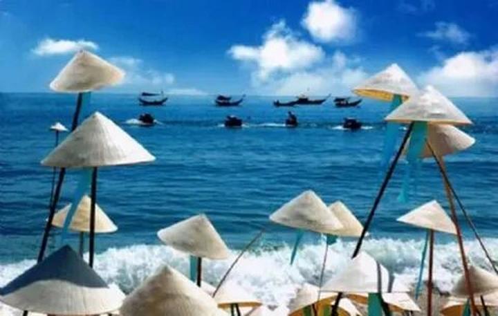 Hotspot Matrix và Ai bảo mặc váy đen mùa hè là nóng nực? Những bí quyết sau sẽ khiến bạn