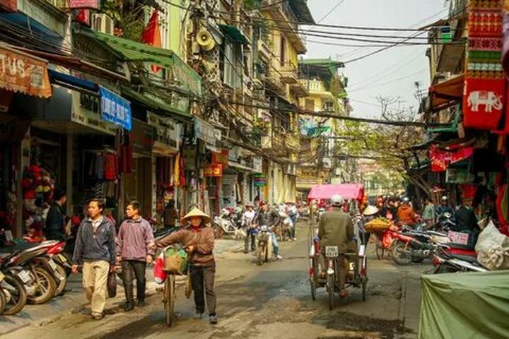 Xu hướng Ngoài BTV Trần Quang Minh,: Hotspot Matrix tiết lộ bí quyết video viral